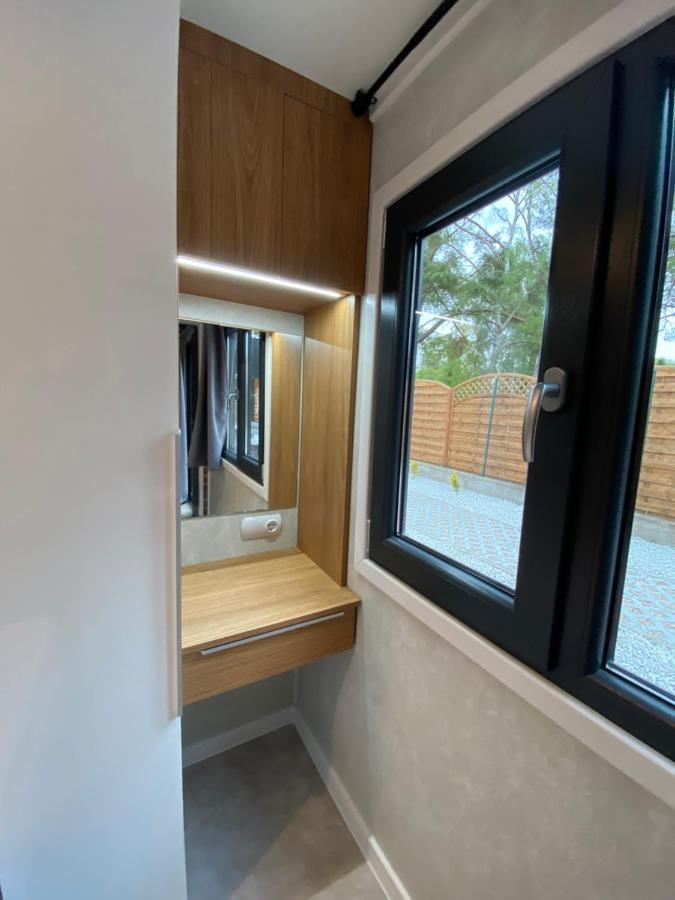 Domy Nad Morzem - Chata Pirata- Tiny House Dziwnów Екстериор снимка